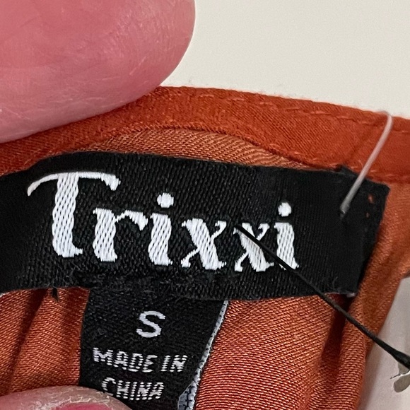 Francesca's rust-orange satin flutter sleeve high-low midi dress front tie knot - Picture 8 of 12